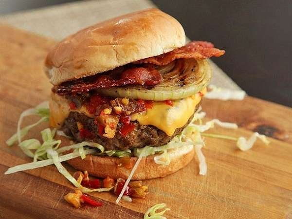 Hamburgers Warm in a Slow Cooker Hamburgers Warm in a Slow Cooker